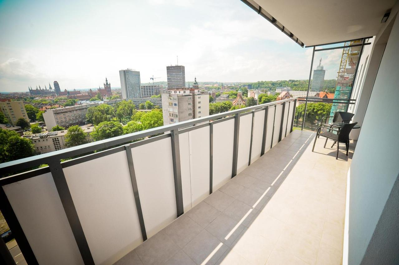 Grand Apartments - Three Bedrooms With Panorama Of The Old Town 格但斯克 外观 照片