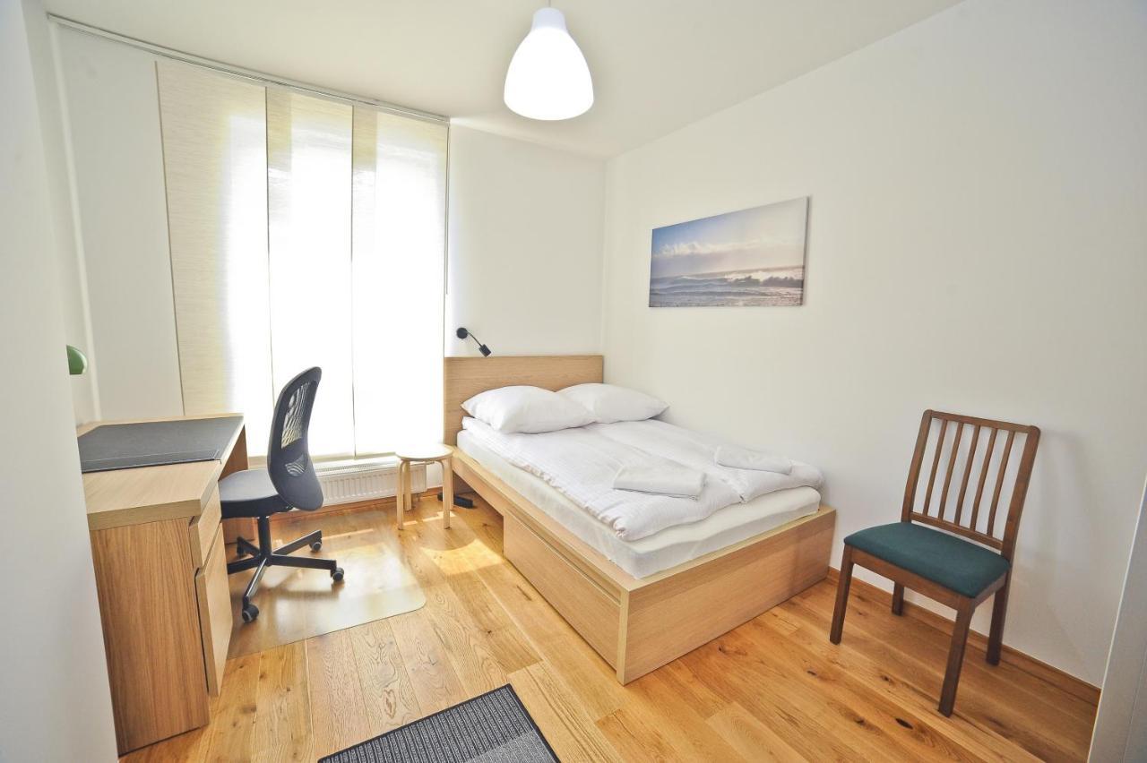 Grand Apartments - Three Bedrooms With Panorama Of The Old Town 格但斯克 外观 照片