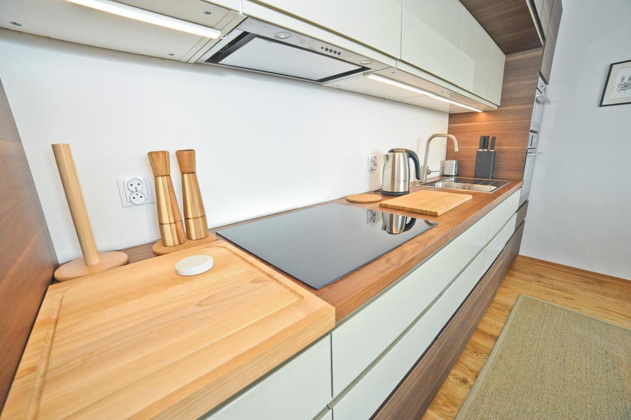 Grand Apartments - Three Bedrooms With Panorama Of The Old Town 格但斯克 外观 照片