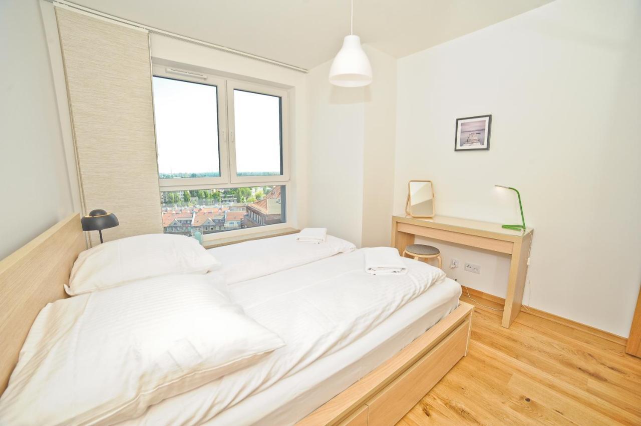 Grand Apartments - Three Bedrooms With Panorama Of The Old Town 格但斯克 外观 照片